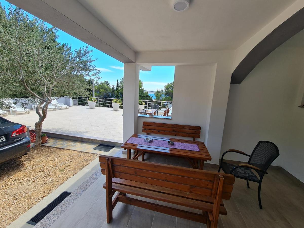 Apartmani Smiljanic Starigrad Paklenica Zimmer foto