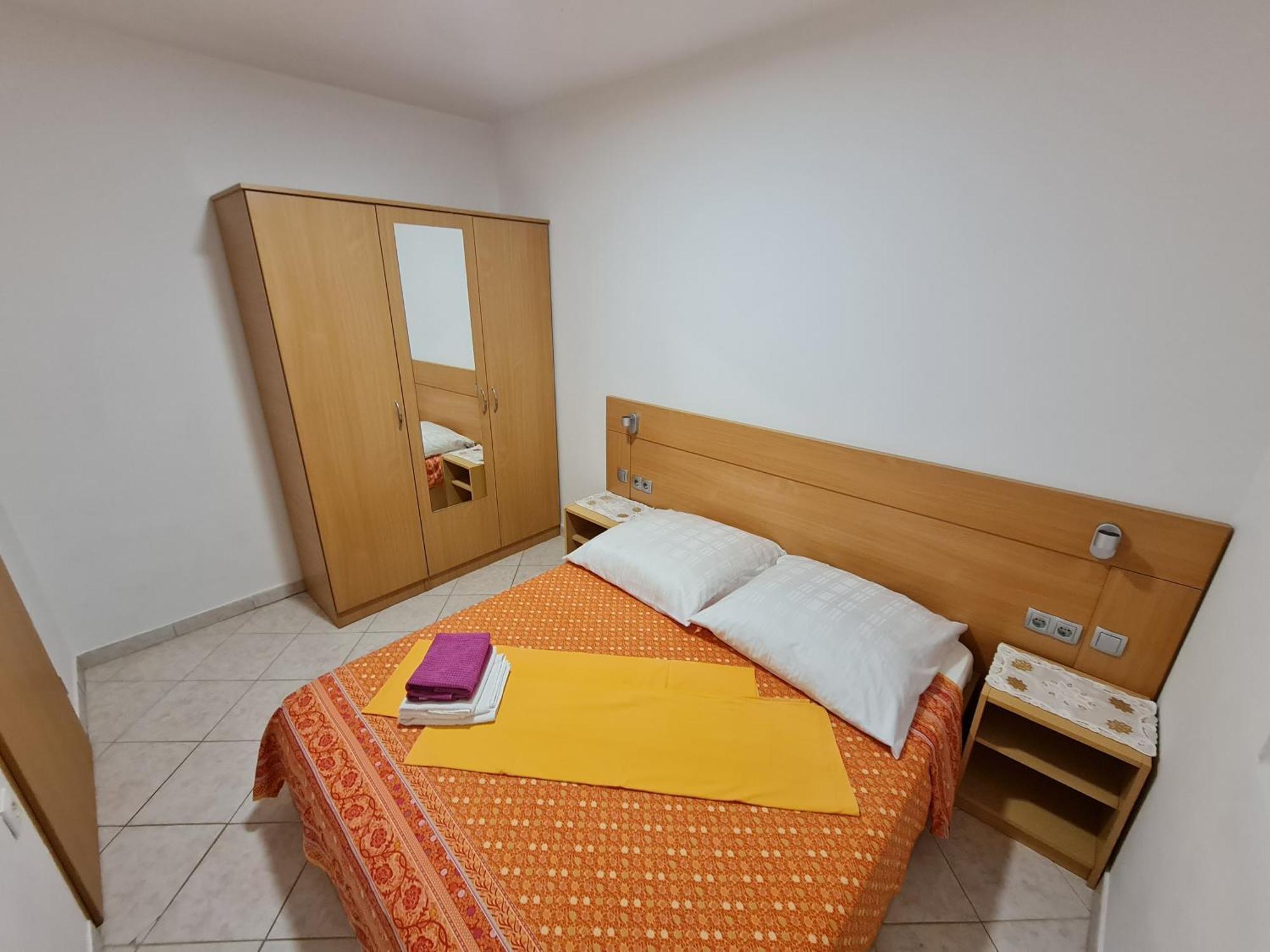 Apartmani Smiljanic Starigrad Paklenica Zimmer foto