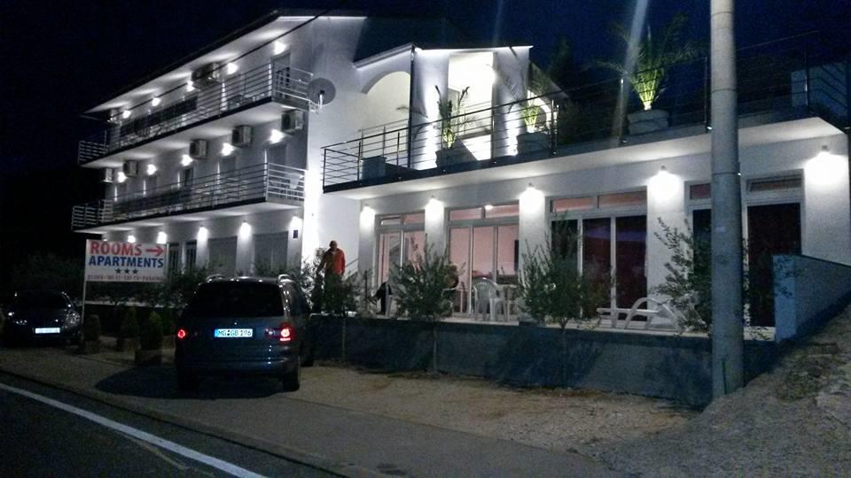 Apartmani Smiljanic Starigrad Paklenica Exterior foto